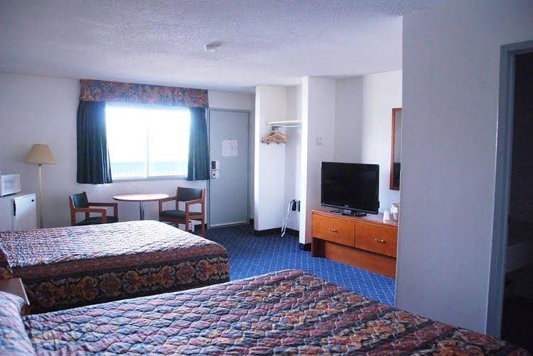ซูเปอร์ลอดจ์ เล็ธบริดจ์ (Superlodge Lethbridge)4