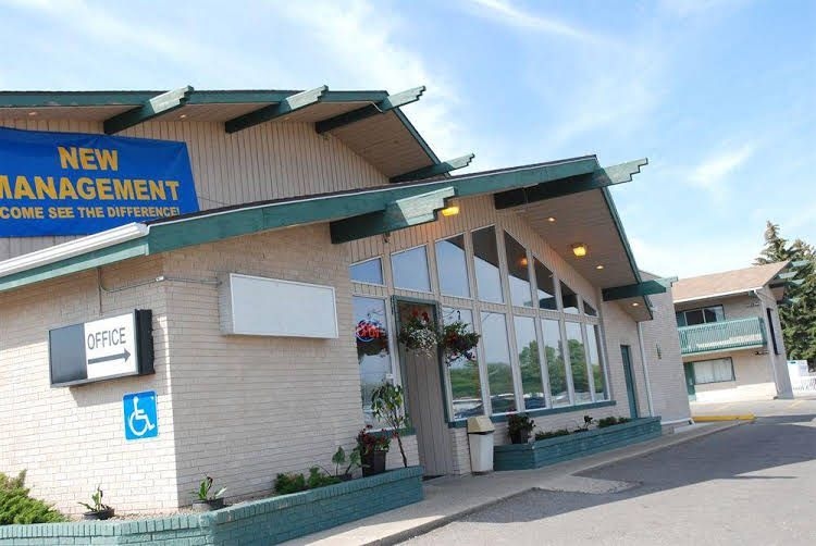 ซูเปอร์ลอดจ์ เล็ธบริดจ์ (Superlodge Lethbridge)3