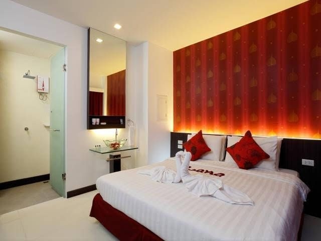 Lana Beach Residence3