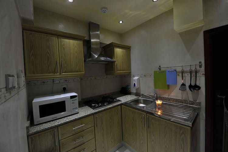 Oman Palm Hotel Suites0