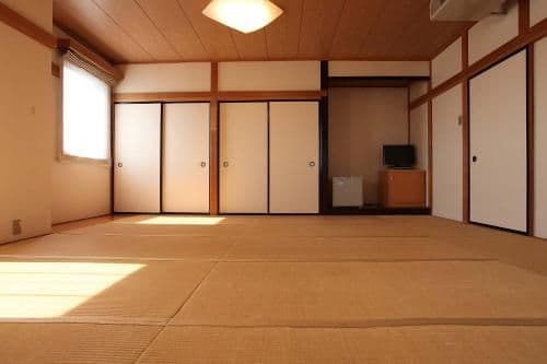 Triple Room with Shared Toilet