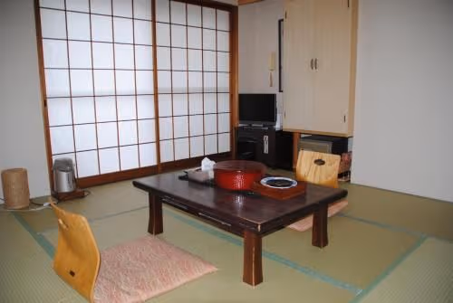 Japanese-Style Room