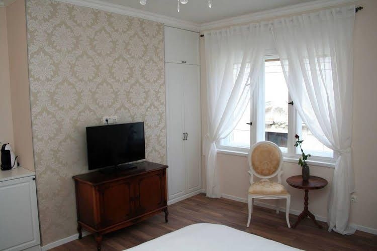 Banica Apartments & Rooms0