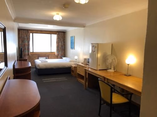 Canberra Lyneham Motor Inn4