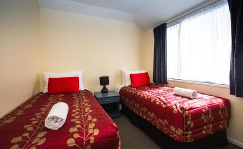 Two-Bedroom Apartment with Spa Bath
