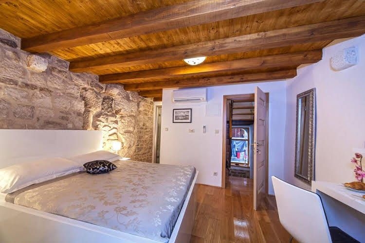 Villa Split Luxury Rooms0