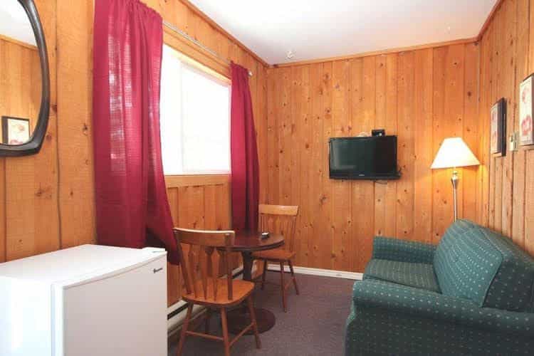 Greenside Motel