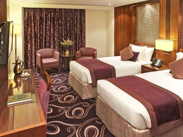 SUITE WITH VIEWS