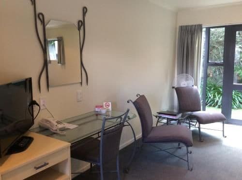 Studio with Spa Bath