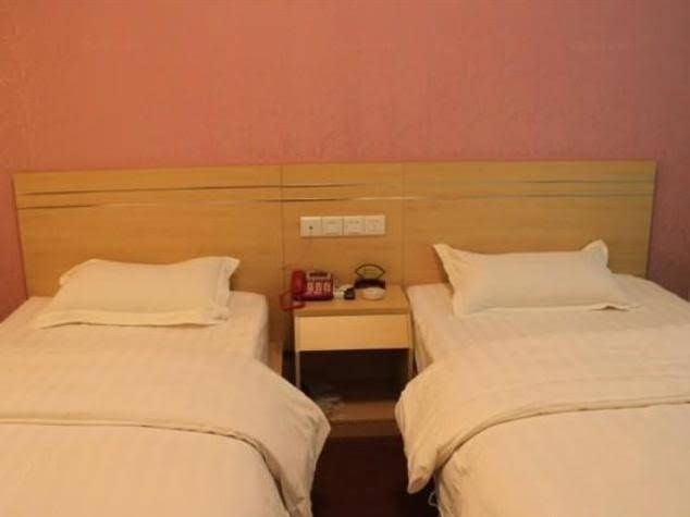 Chengdu Airport First Class Business Hotel1