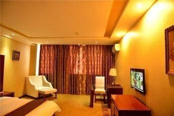 Chengdu Konggang First Class Hotel4