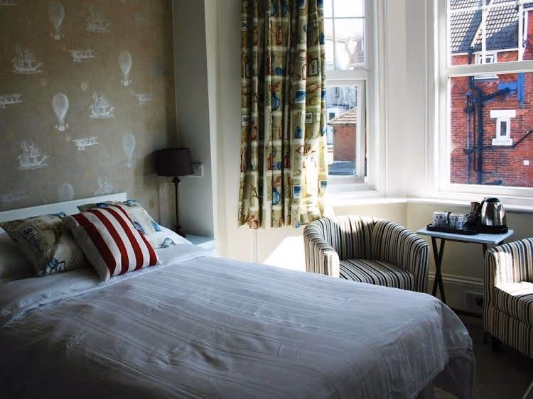 Cambridge House Guest House2