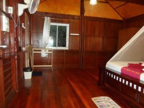 Deluxe Bungalow - Beachfront