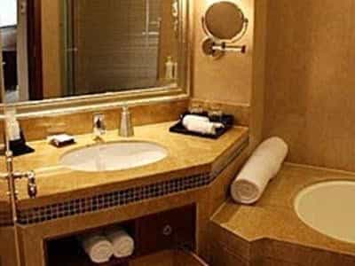Tan Mu Lin Celebrity City Hotel