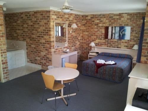 Suite with Spa Bath