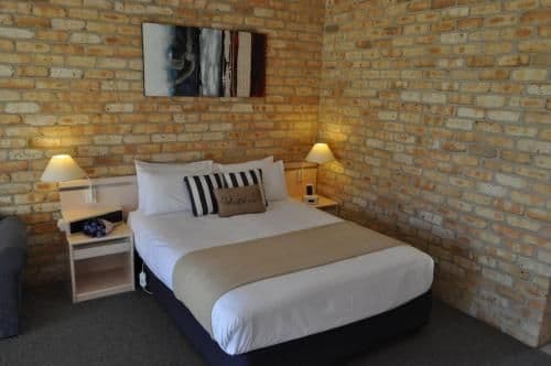 Queen Room with View