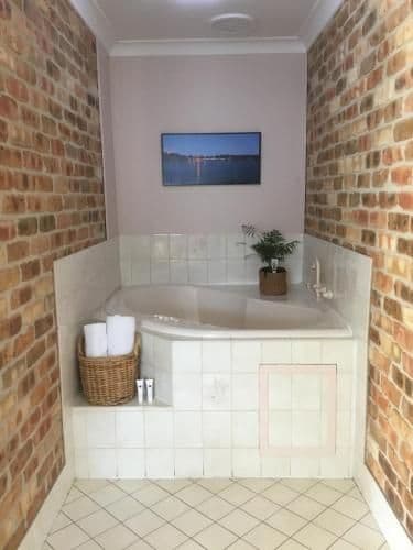 Suite with Spa Bath