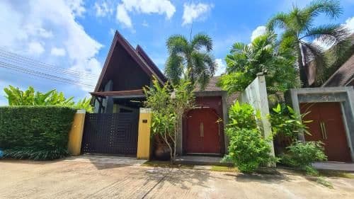 One-Bedroom Canal Villa with Private Pool