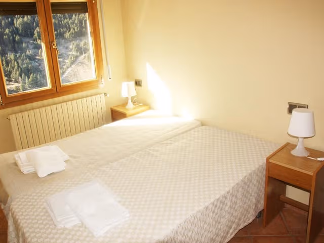 APARTMENT CAPACITY 6 TWO BEDROOMS