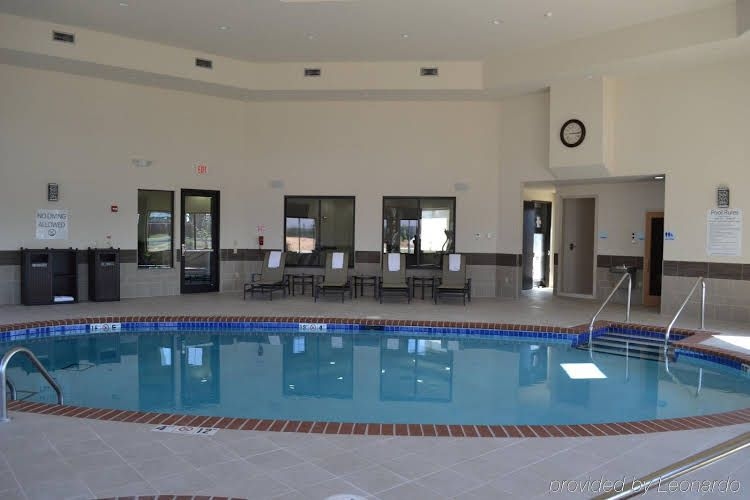 Holiday Inn Express Hotel and Suites Duncan0