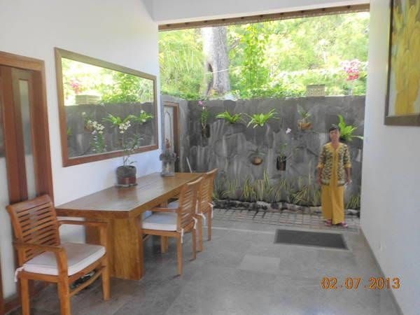 Amed Beach Villa2