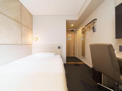 Single Room - Non-Smoking