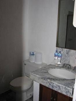 Hotel & Suites Plaza Manzanillo1