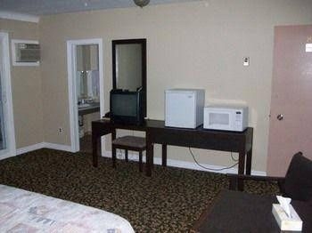 Franklin Motel, Tent & Trailer Park0