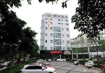 Tai Rui Hotel Chengdu1