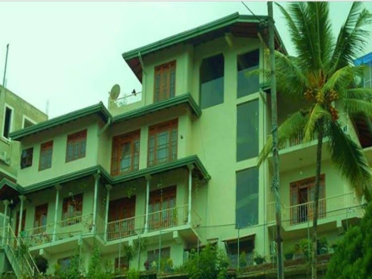 Kandy Royal View Resort2