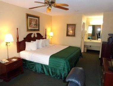 Days Inn - Peachtree City Inn/Suites2