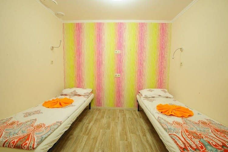 Happy House Hostel4