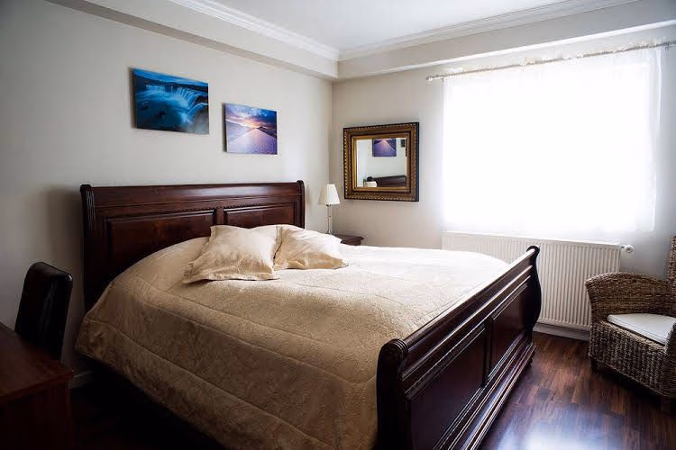 Hrafninn Guesthouse4