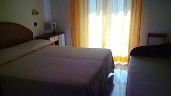Hotel Trocadero3