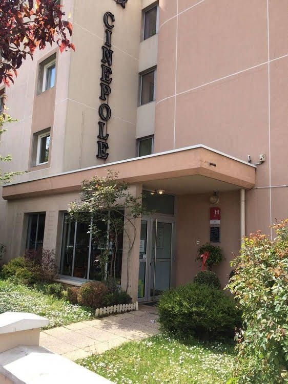 Hotel Cinepole0