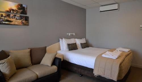 Standard Queen Room