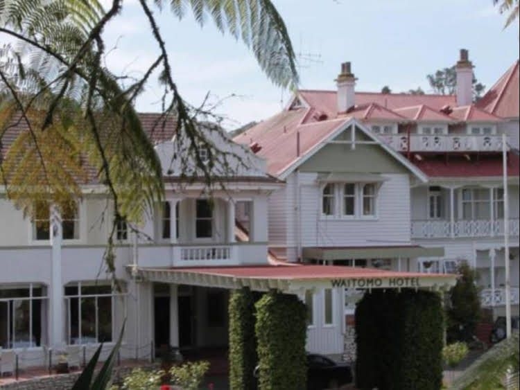 Waitomo Caves Hotel0