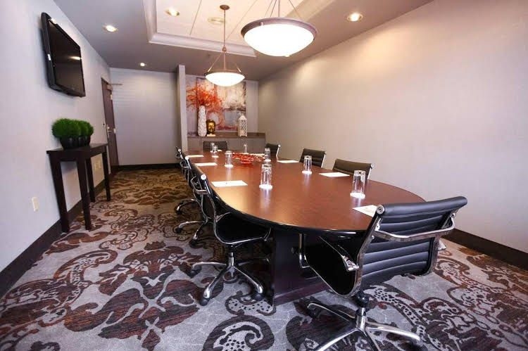 Doubletree Des Moines Airport3