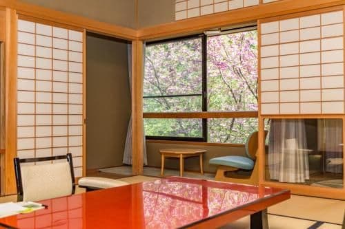 Japanese-Style Room