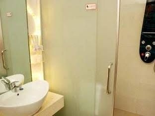 Bao Li Feng Hotel0
