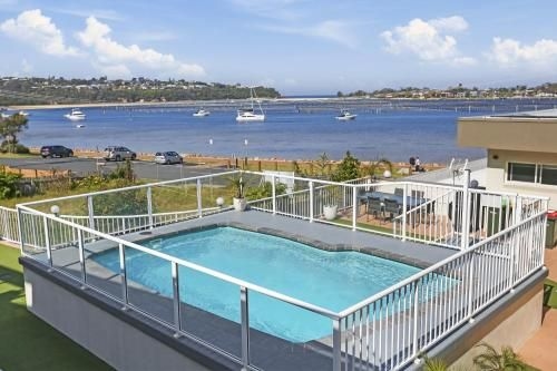 Crown Apartments0