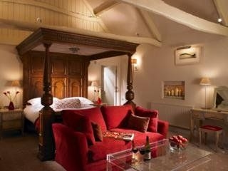 Tracy Park Hotel & Country Club3