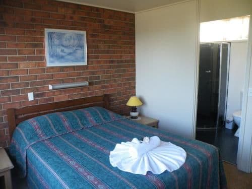 Standard Two-Bedroom Apartment - 16