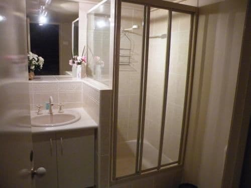 Executive Three-Bedroom Apartment - 24