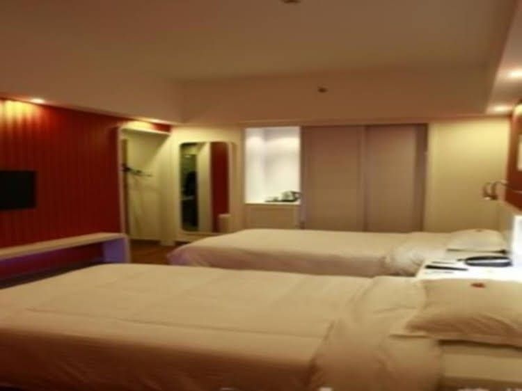 Guangzhou YH Hotel1