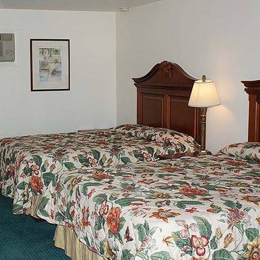 HWY Express Inn and Suites3