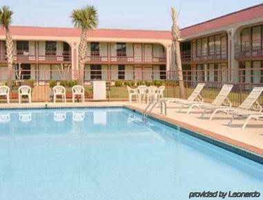 Red Roof Inn # 346 Midtown Montgomery3