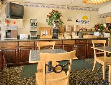 Red Roof Inn # 346 Midtown Montgomery1