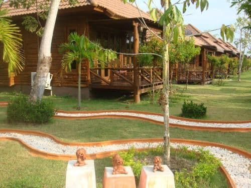 Deluxe Cottage (3 Adults)