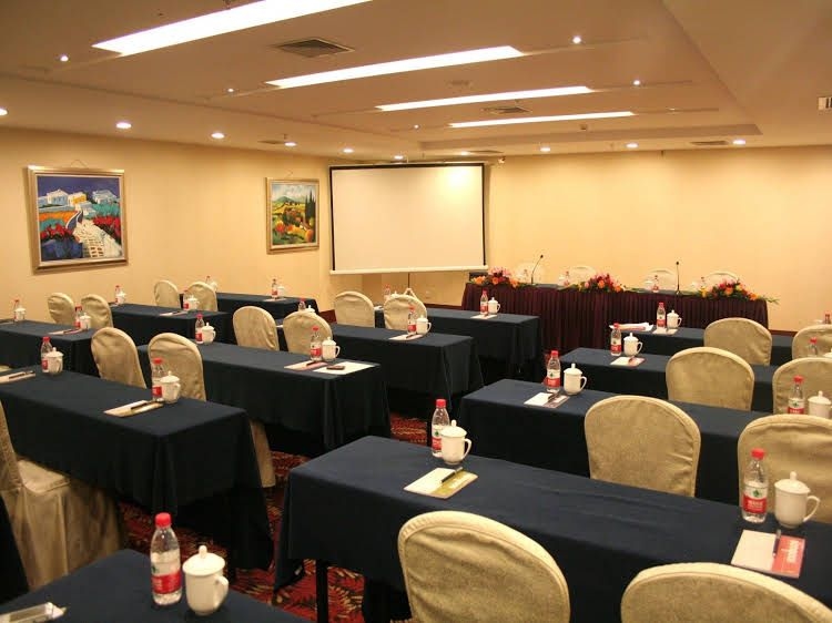 HNA Grand Hotel Shijingshan Beijing4